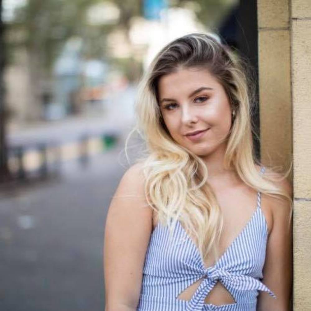 Meet your Posher, Anastasia